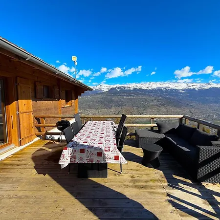 Panoramique Avec Vue Alpine à 180 Degrés - Poêle Scandinave&nature Chalet Grône