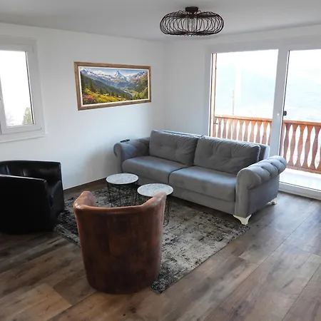 Panoramique Avec Vue Alpine A 180 Degres - Poele Scandinave & Nature Alpstuga *