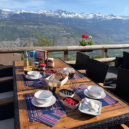 Panoramique Avec Vue Alpine à 180 Degrés - Poêle Scandinave&nature Chalet