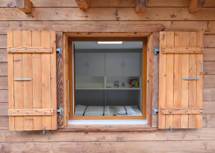 Panoramique Avec Vue Alpine A 180 Degres - Poele Scandinave & Nature Chalet