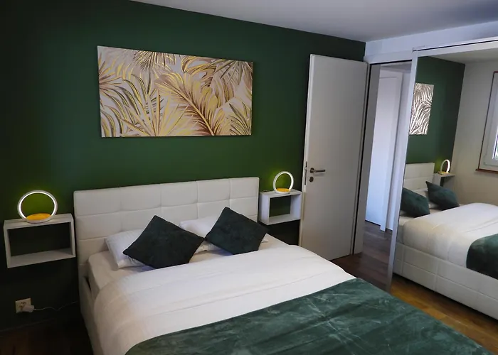 Panoramique Avec Vue Alpine A 180 Degres - Poele Scandinave & Nature