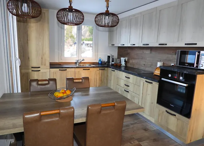 Alpstuga Panoramique Avec Vue Alpine A 180 Degres - Poele Scandinave & Nature Grône